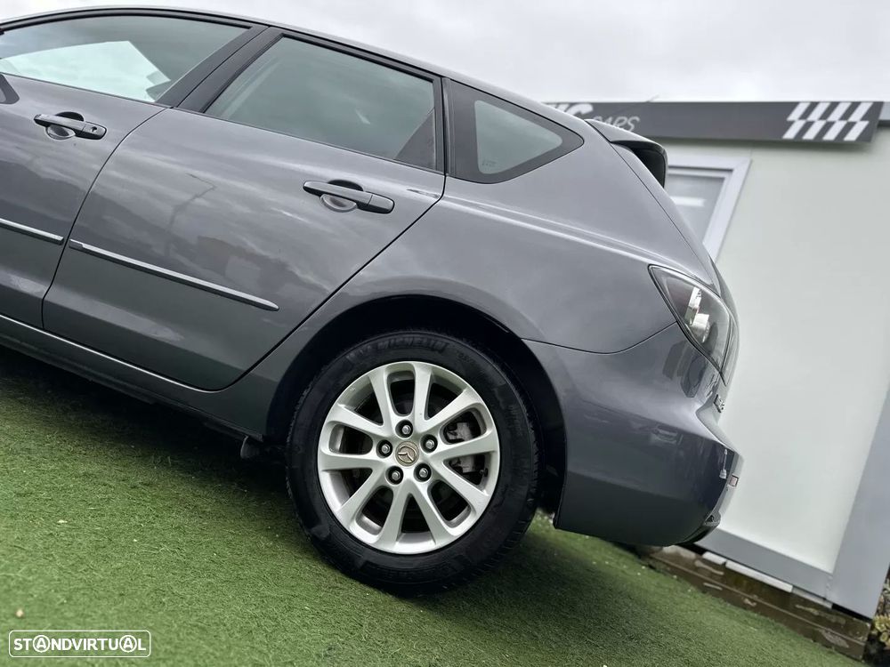 Mazda 3 Hatchback MZ-CD 1.6 Exclusive - 3