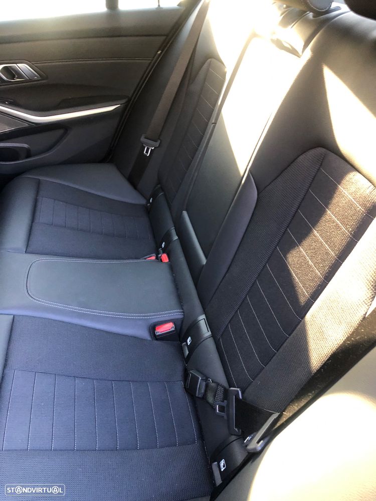BMW 330 e iPerformance Line Sport - 10