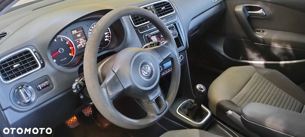 Volkswagen Polo 1.2 Sportline - 36