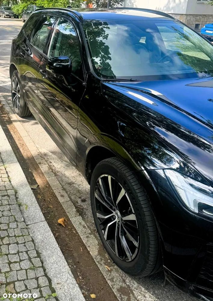 Volvo XC 60 B4 B Plus Dark - 8