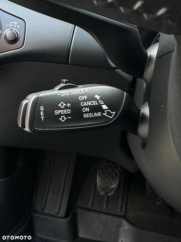 Audi A4 Avant 2.0 TDI ultra - 24