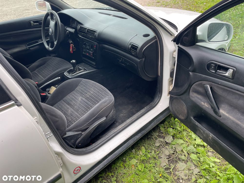 Volkswagen Passat 1.9 TDI - 11