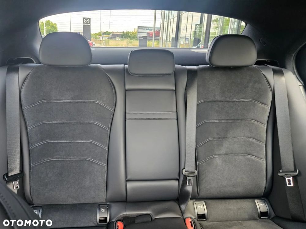 Mercedes-Benz Klasa E - 15