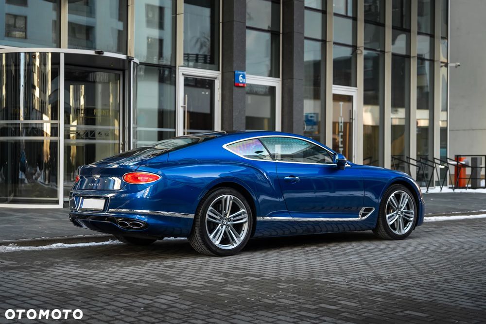 Bentley Continental GT - 5