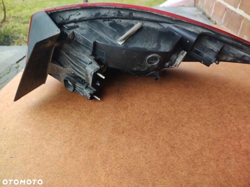 Opel Astra J IV Sedan lampa Prawy tył Lewy Tył - 3