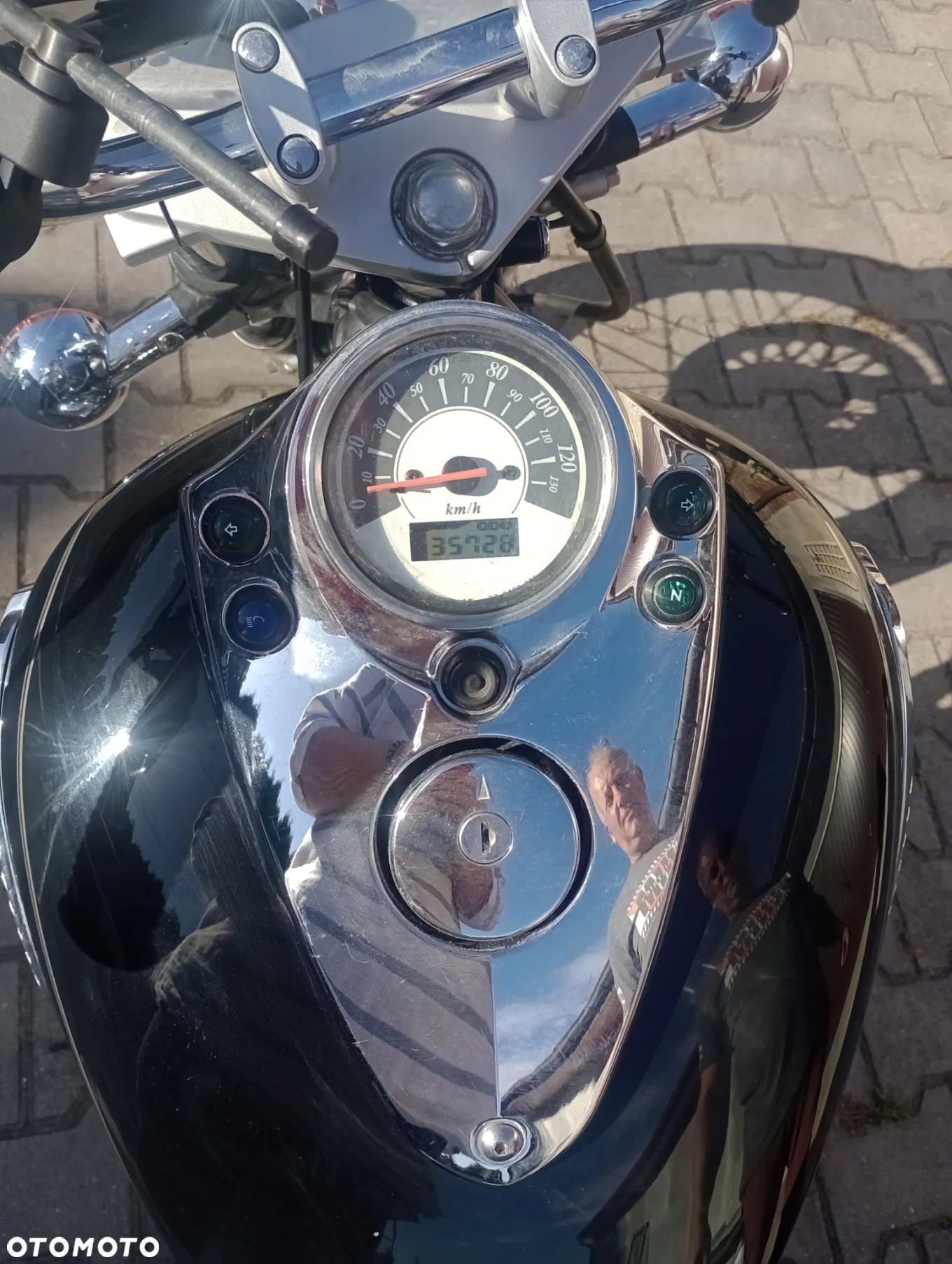 Suzuki Intruder - 3