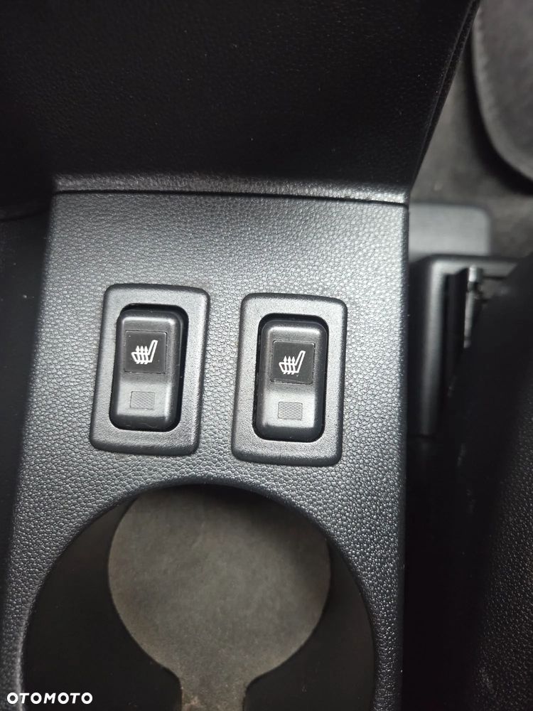 Mazda 5 2.0 MZR-DISI i-stop Sendo - 32