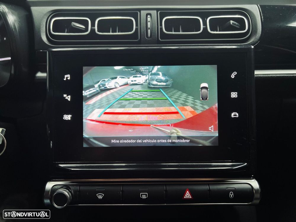 Citroën C3 1.2 PureTech Shine - 20