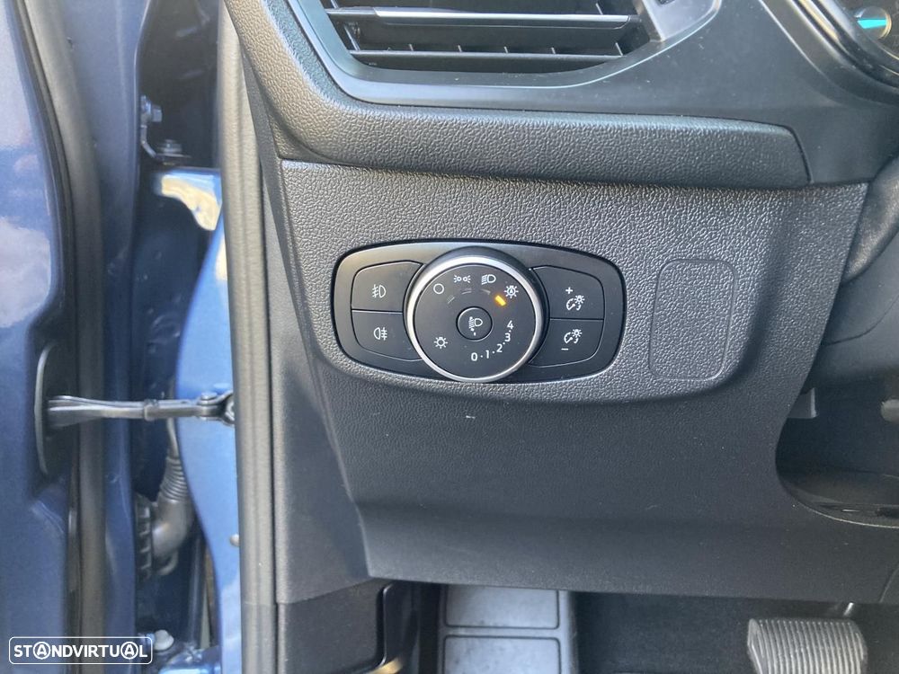 Ford Focus SW 1.5 TDCi EcoBlue ST-Line Aut. — fotografia 17