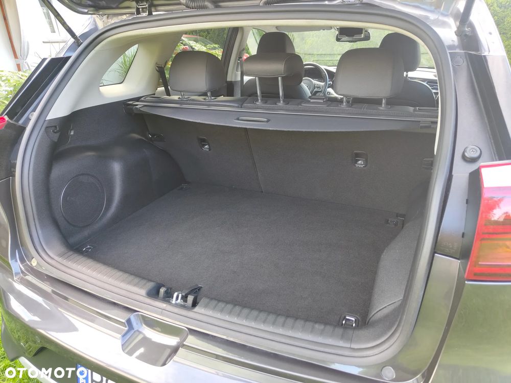 Kia Niro - 36