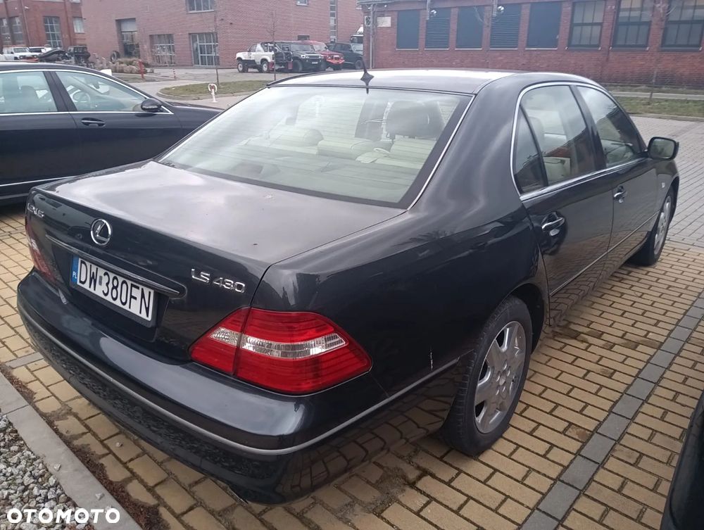 Lexus LS Comfort - 5