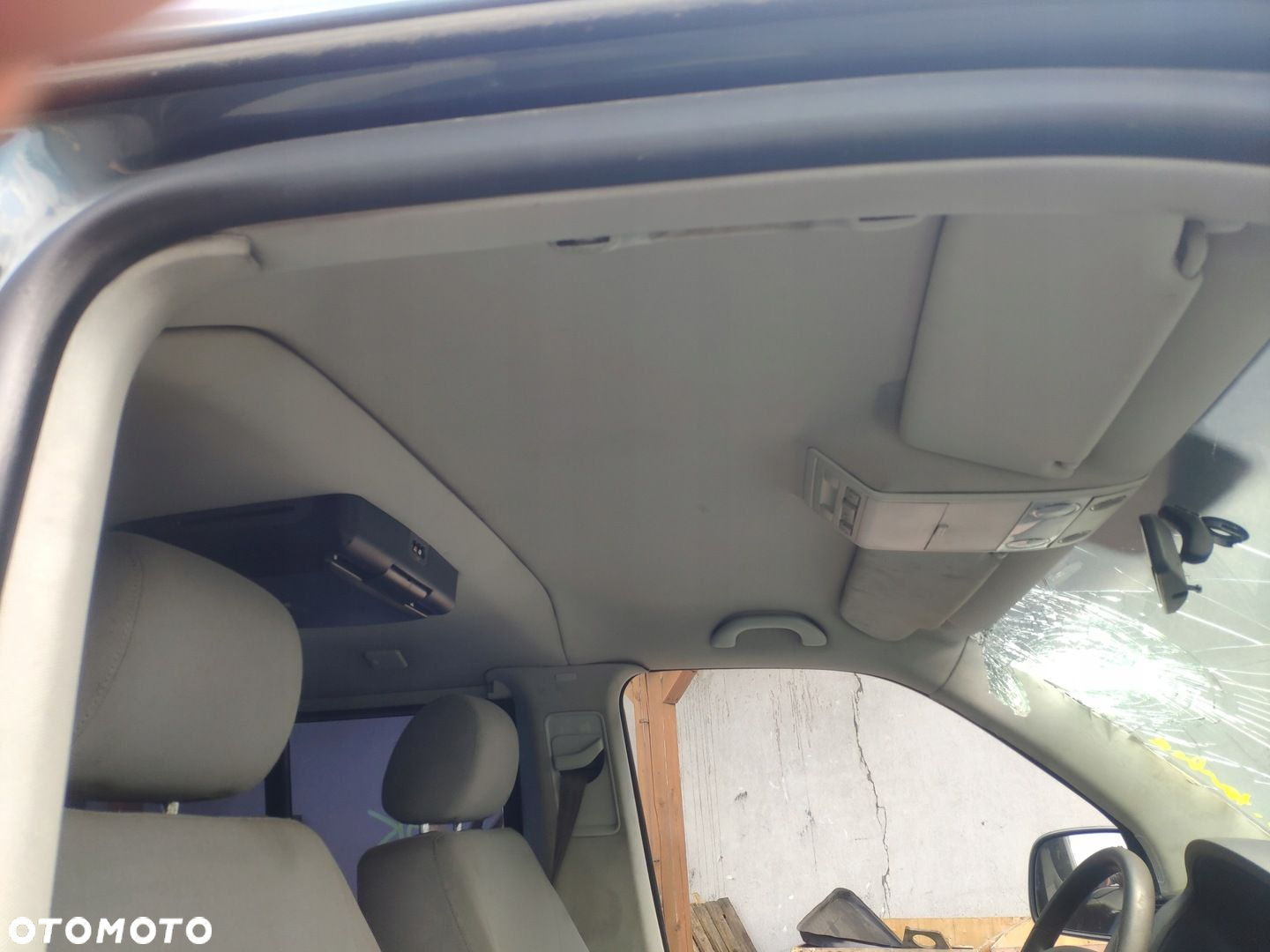 VW TRANSPORTER T5 MULTIVAN WNĘTRZE ŚRODEK KANAPA - 12