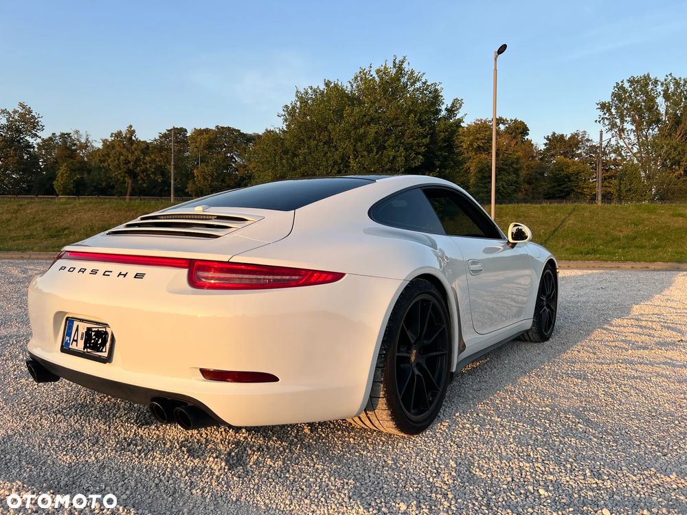 Porsche 911 Carrera 4S PDK - 2