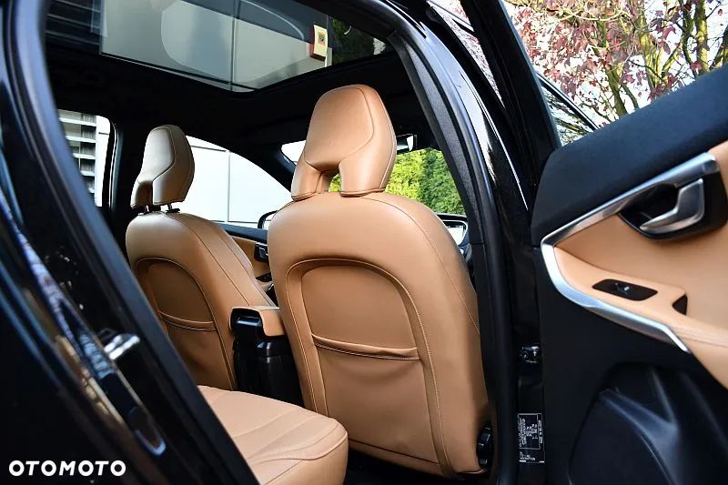 Volvo V40 D2 Drive-E SCR Inscription - 24