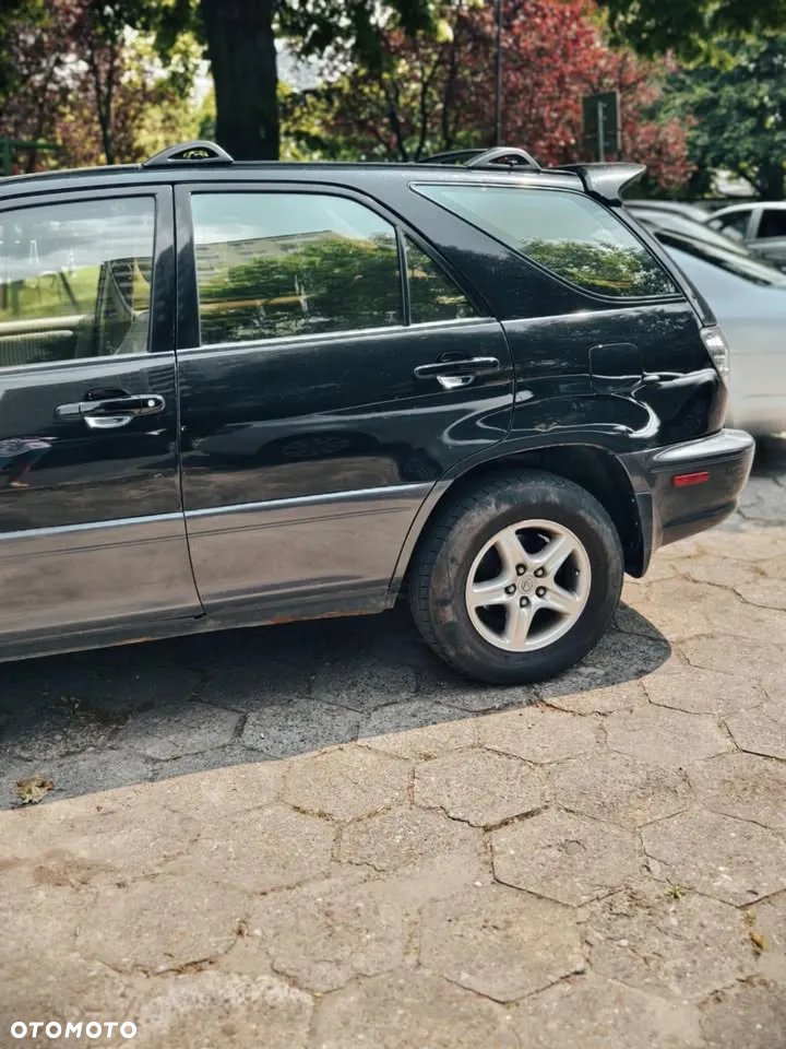 Lexus RX - 16