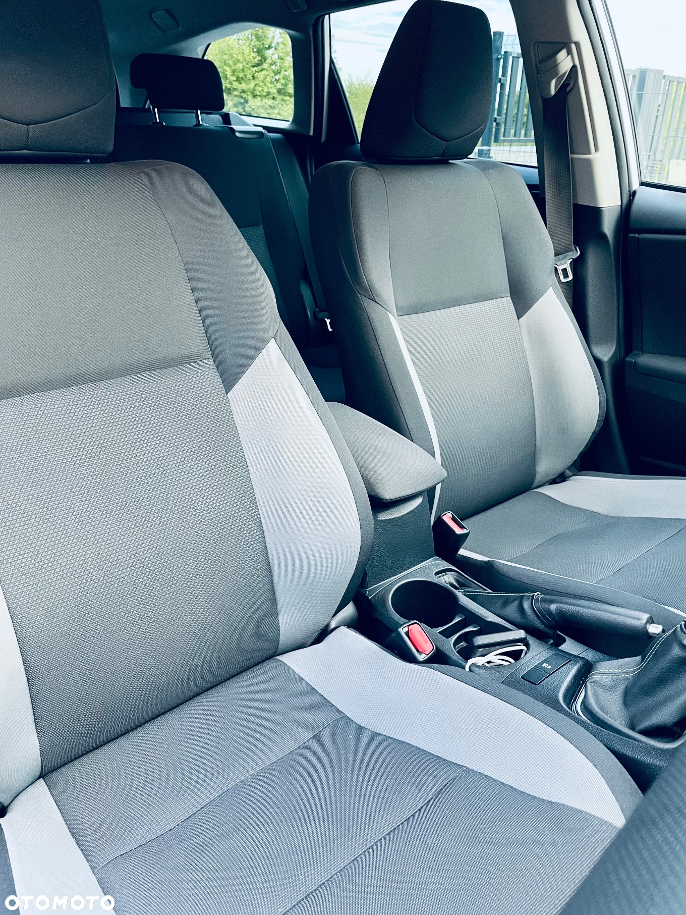 Toyota Auris 1.6 Active - 13