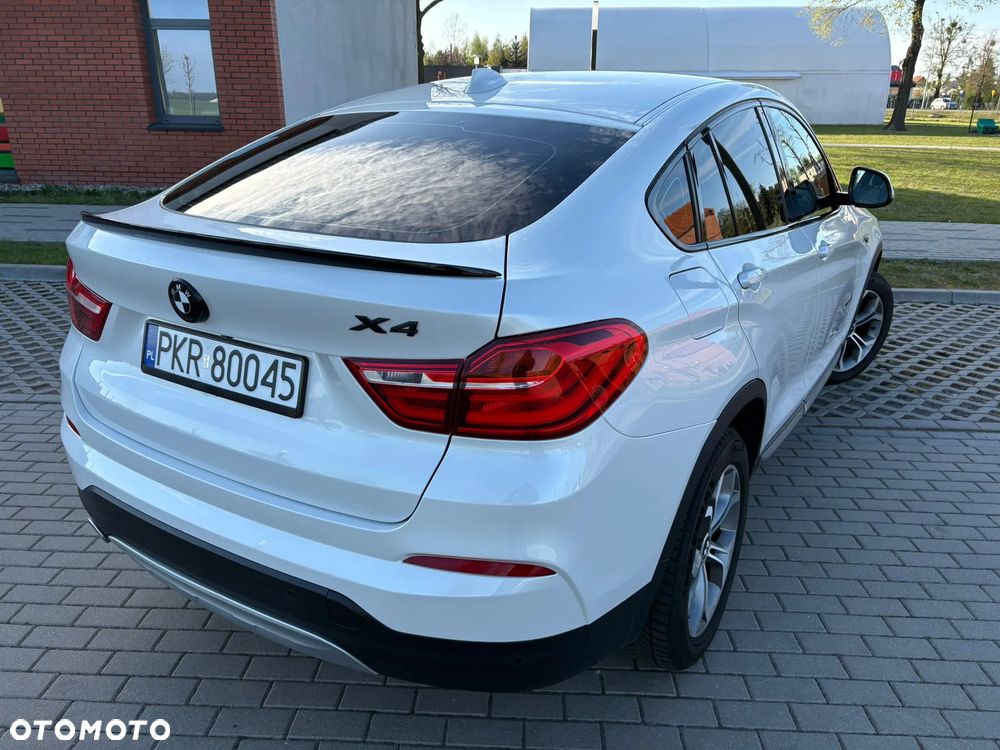 BMW X4 xDrive20d xLine - 12