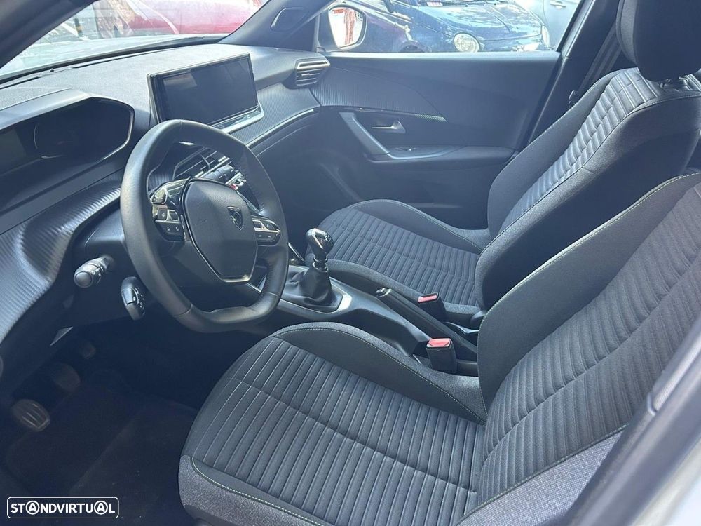 Peugeot 2008 1.2 PureTech Active - 8
