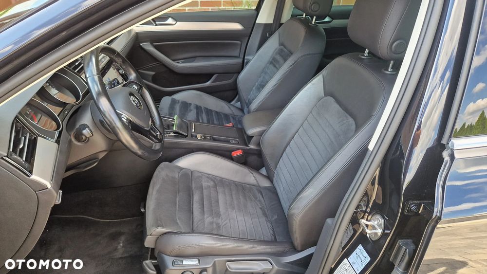 Volkswagen Passat 2.0 TDI Bi-Turbo BMT 4Mot Highline DSG - 11