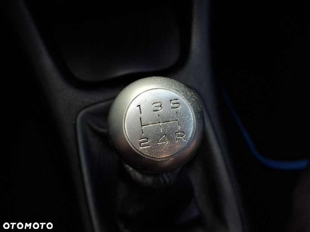 Peugeot 206 75 JBL - 16