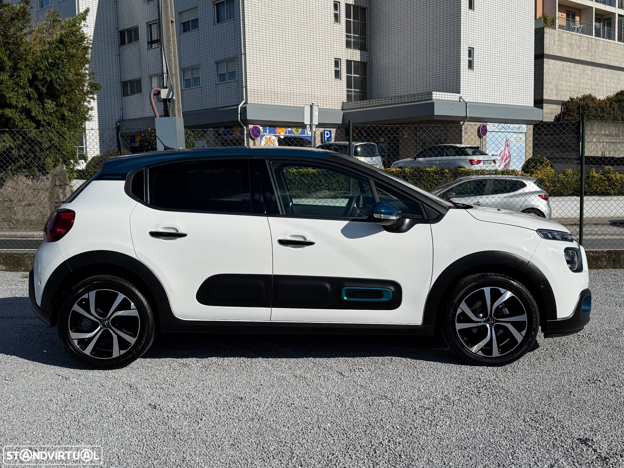 Citroën C3 1.2 PureTech Shine - 8