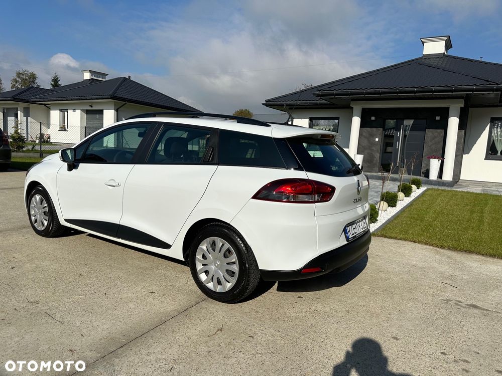 Renault Clio - 23