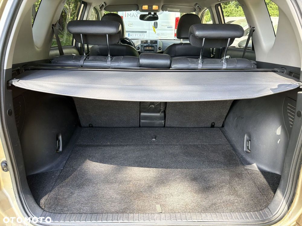 Toyota RAV4 2.0 VVT-i Prestige MS - 19
