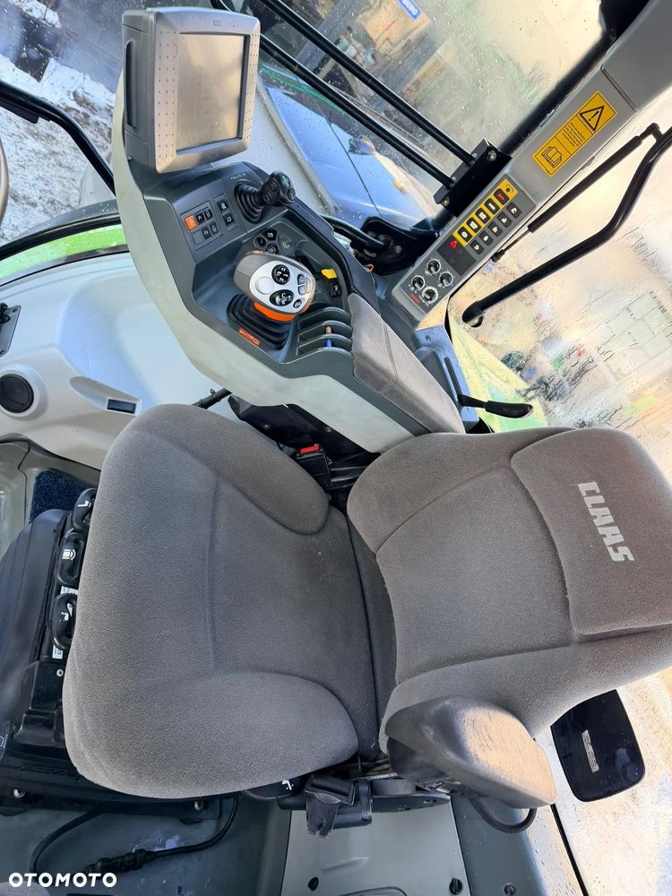 Claas Arion 650 - 15