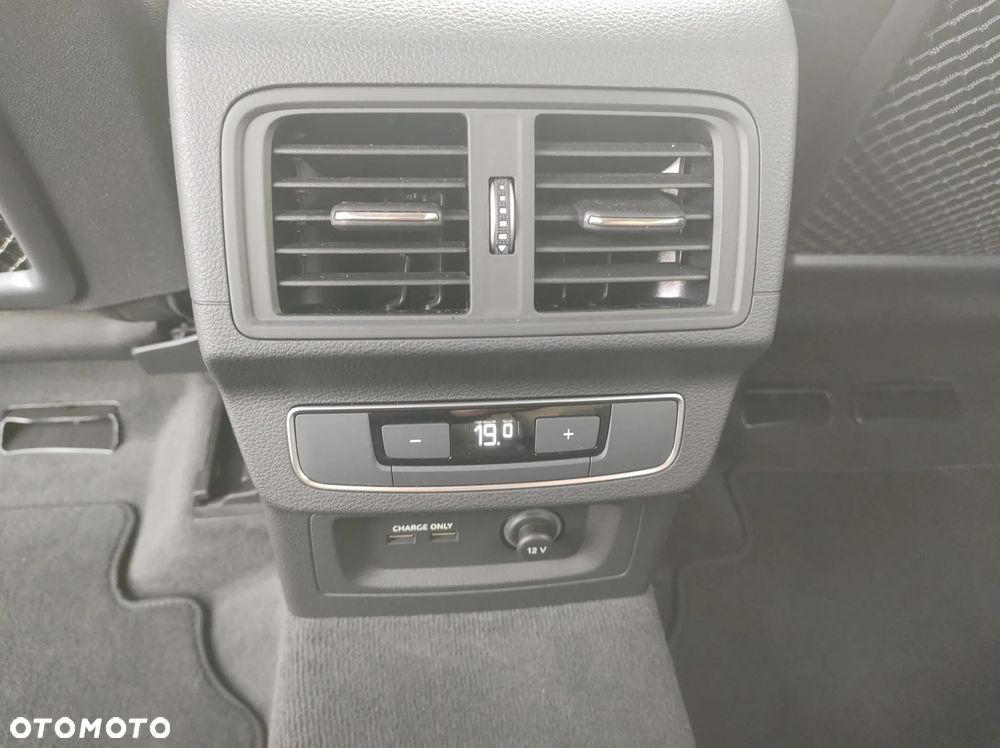 Audi Q5 45 TFSI mHEV Quattro S Line S tronic - 24