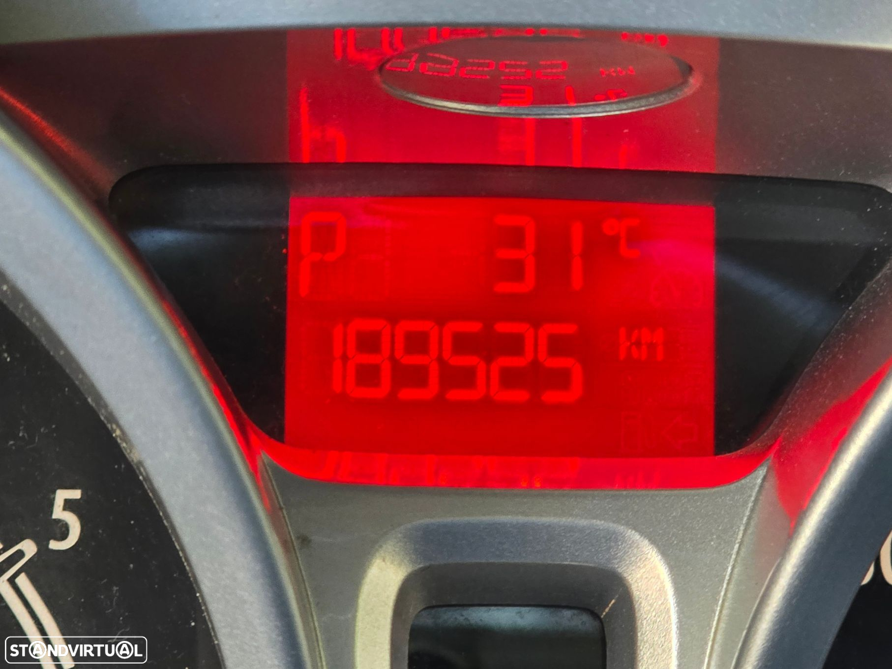 Ford Fiesta 1.4 Titanium Aut. - 11