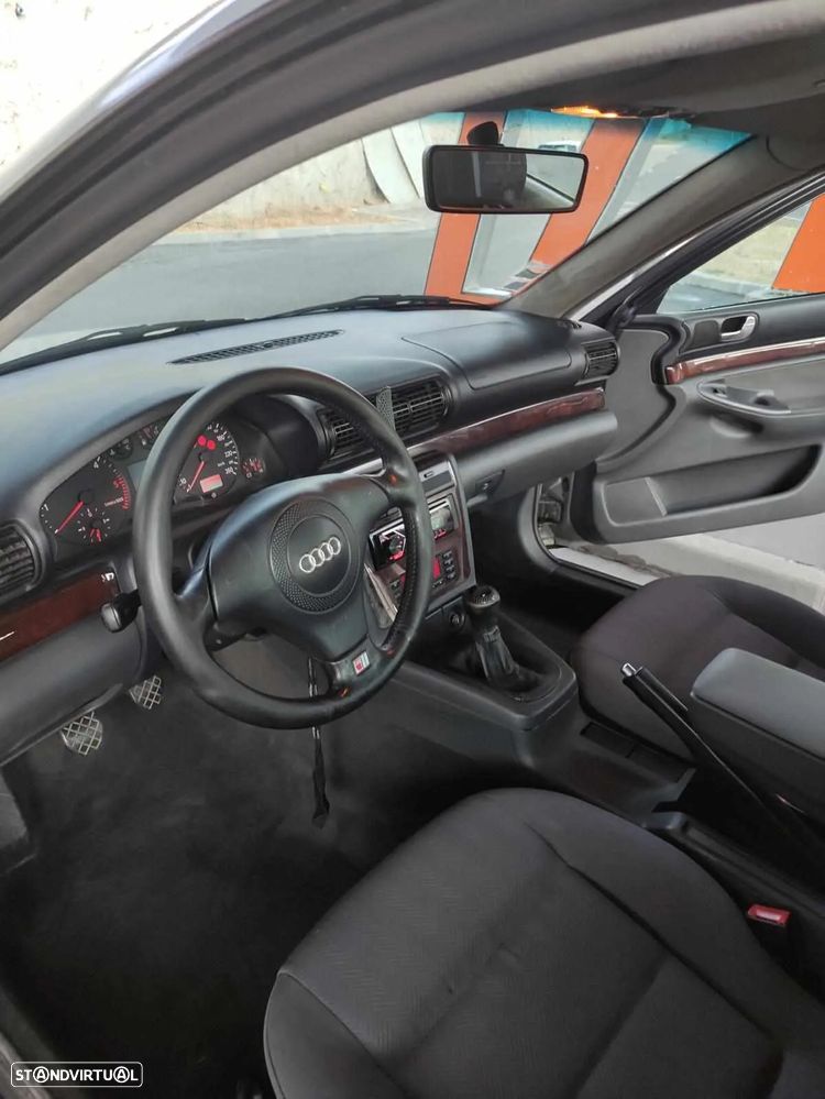 Audi A4 1.9 TDI Sport - 2