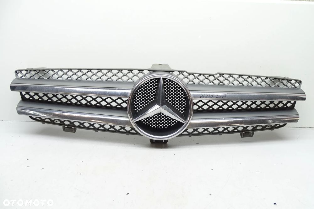 Mercedes CLS W219 Grill Atrapa Chłodnicy - 1