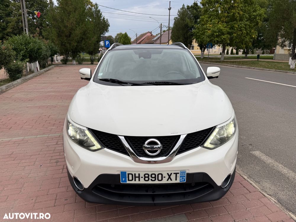Nissan Qashqai 1.6 DCI Xtronic TEKNA - 8