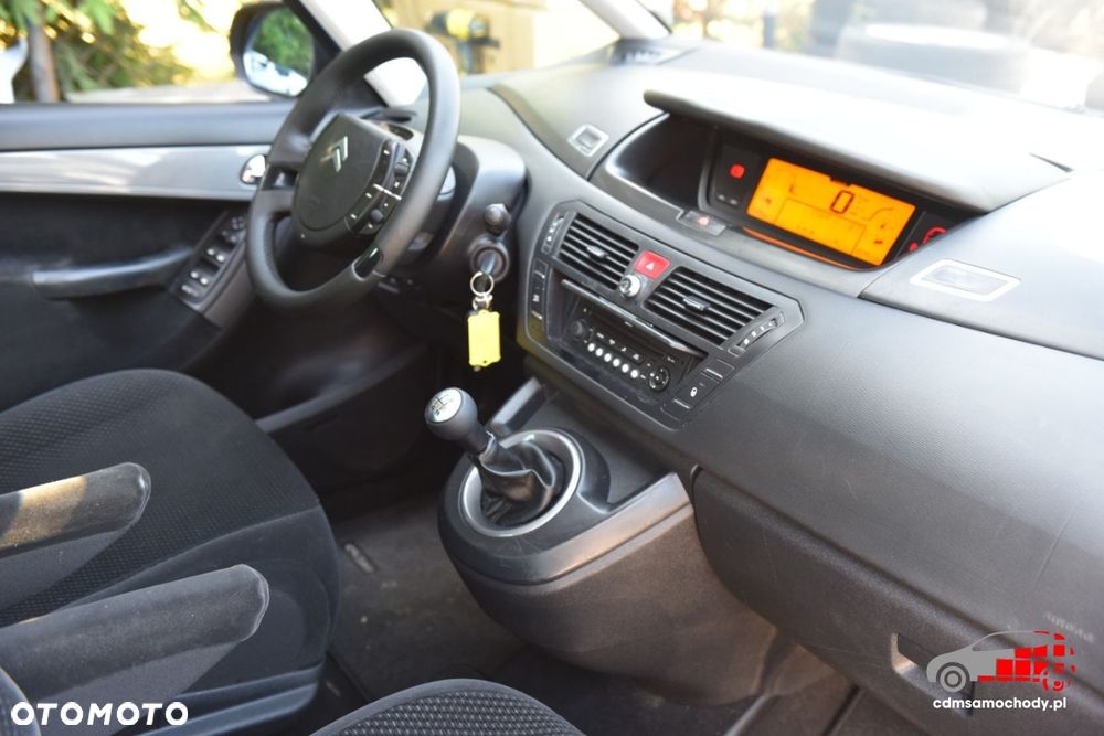 Citroën C4 Picasso - 24