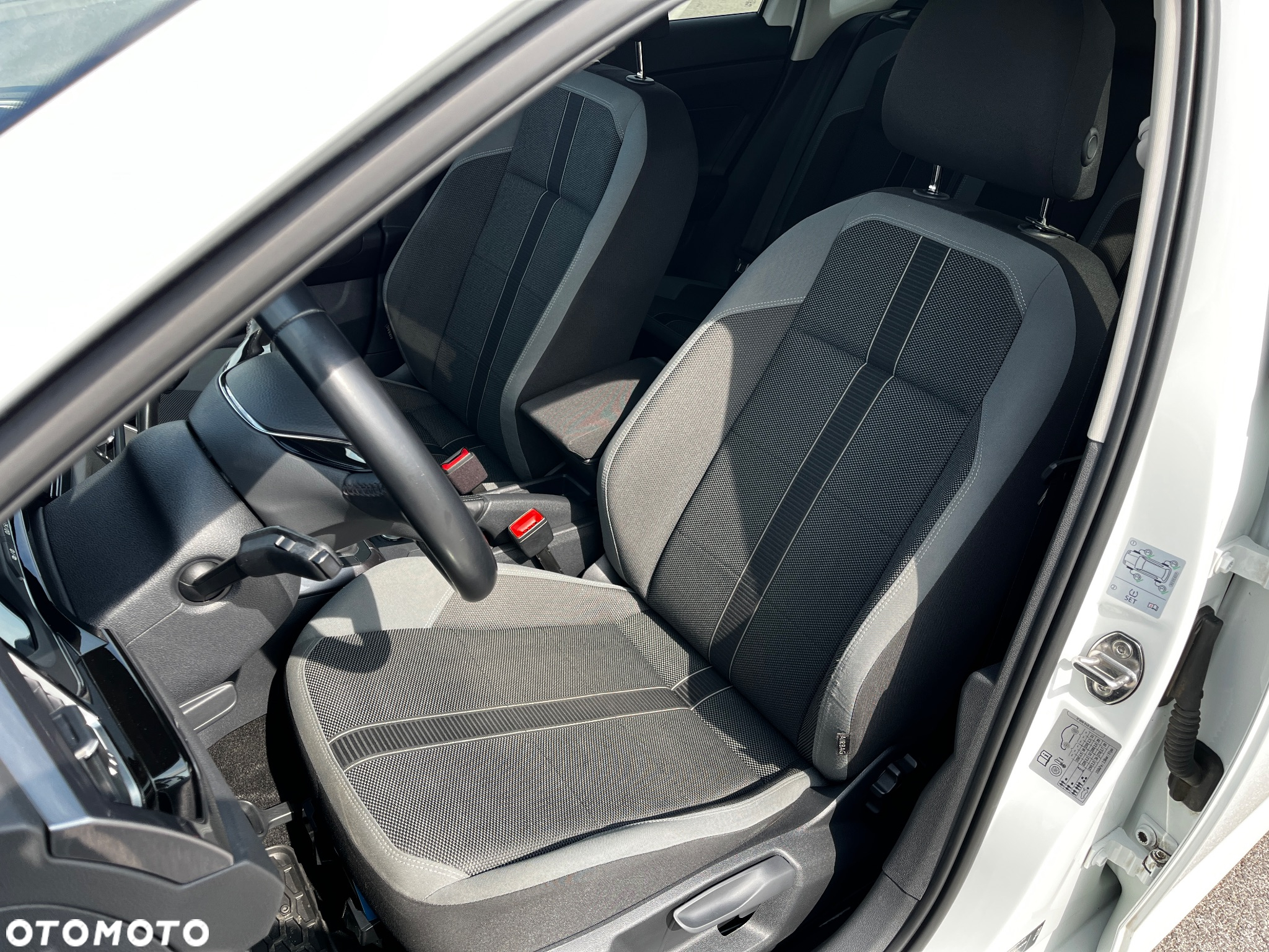 Volkswagen Polo 1.0 TSI Comfortline - 16