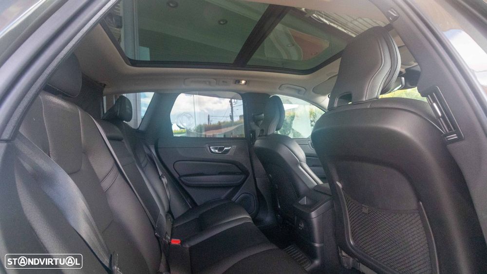 Volvo XC 60 2.0 T6 PHEV Inscription AWD - 12