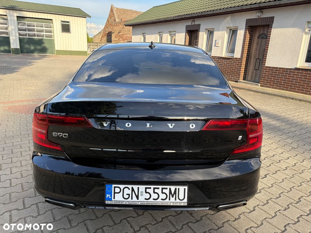 Volvo S90 D3 R-Design - 4