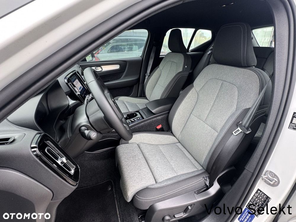 Volvo XC 40 - 31