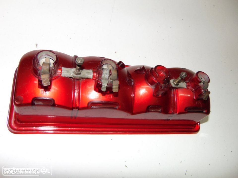 Opel City 1204 Kadett - farolim traseiro esquerdo completo - 1