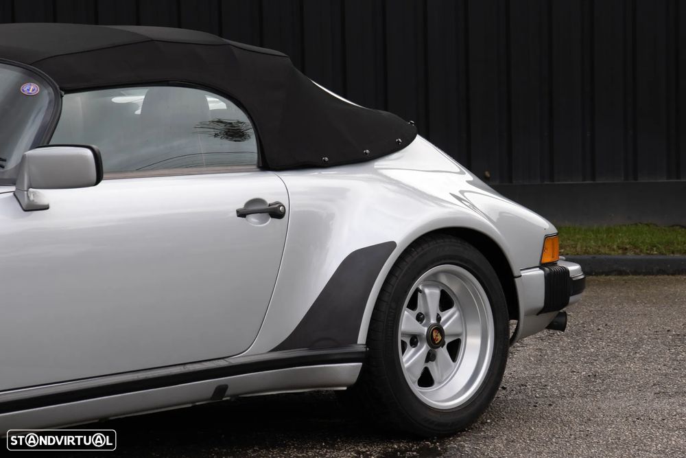 Porsche 911 Série G - 7