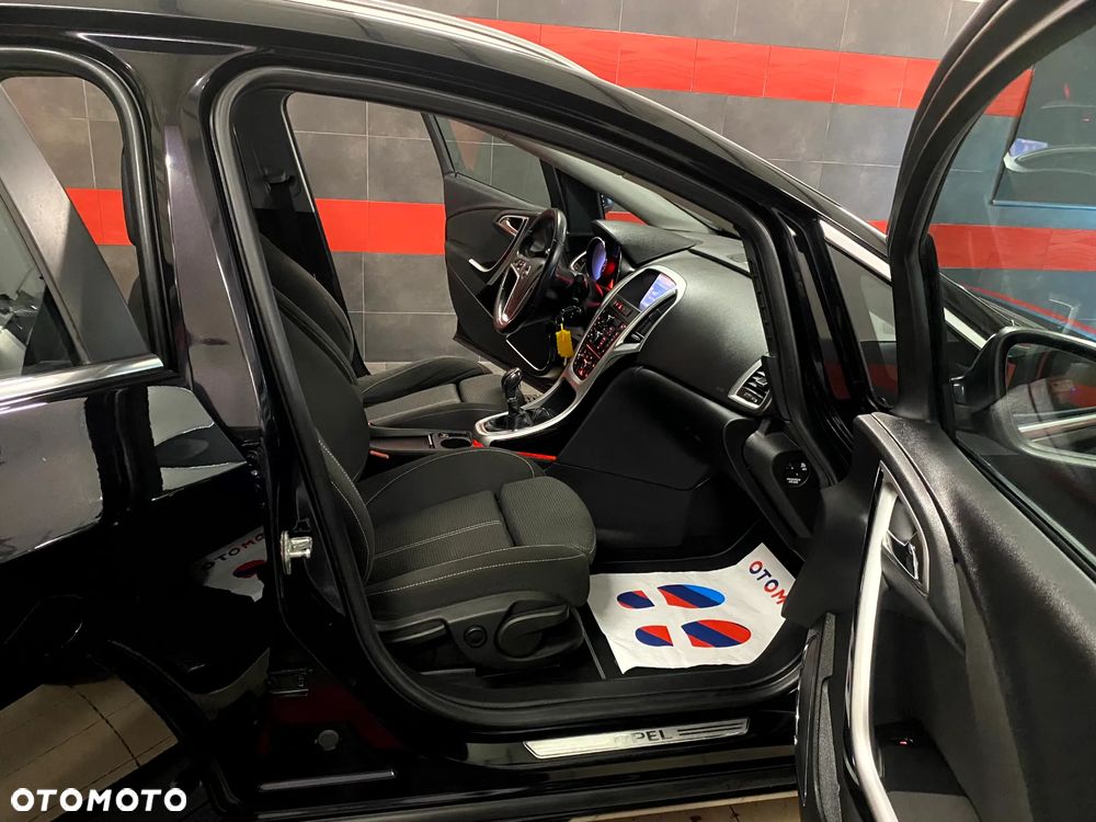 Opel Astra 1.4 Turbo Innovation - 19