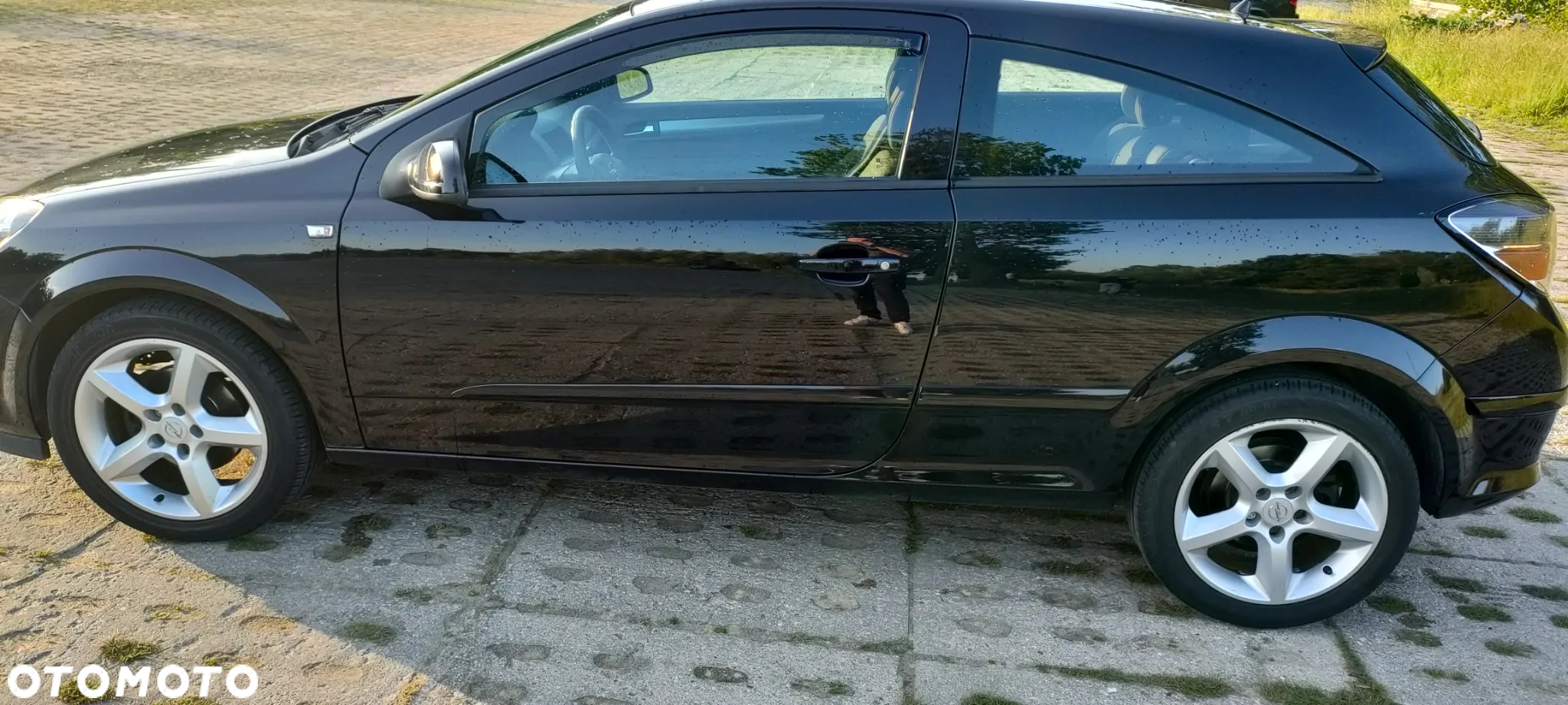 Opel Astra GTC 1.8 Sport - 5