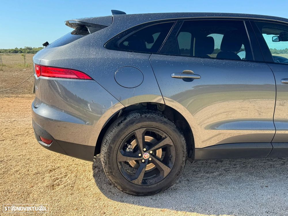 Jaguar F-Pace 2.0 i4D Pure AWD - 4