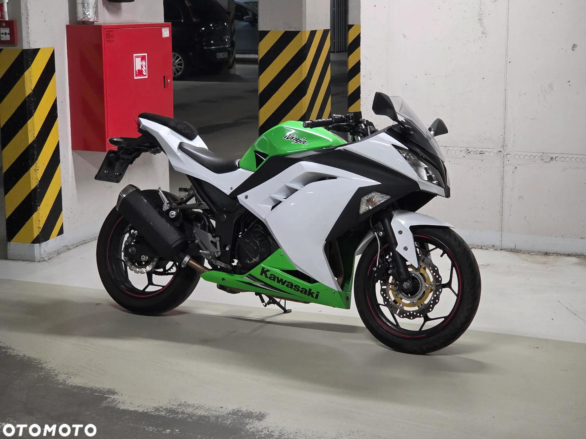 Kawasaki Ninja 300 ABS - 3