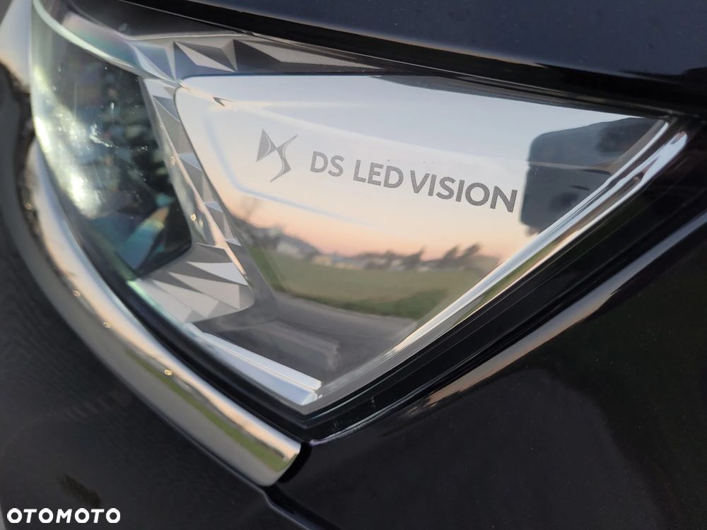 DS Automobiles DS 7 Crossback - 12