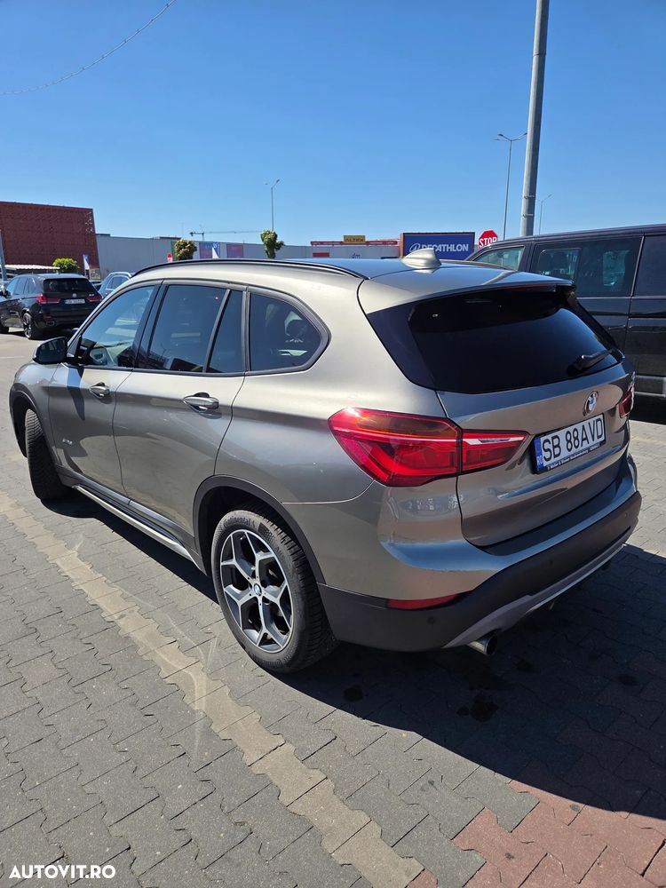 BMW X1 - 13