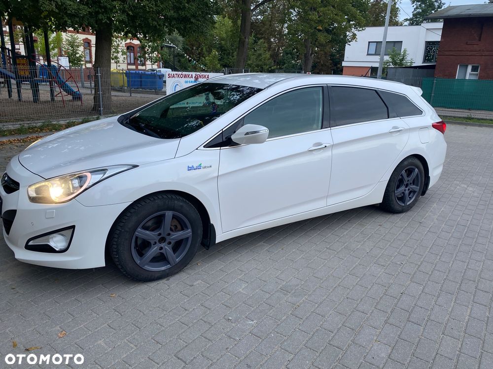 Hyundai i40 1.7 CRDi Comfort + - 4