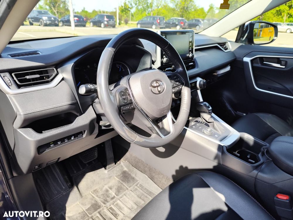 Toyota RAV4 2.5 VVT-iE 4x4 Luxury - 3