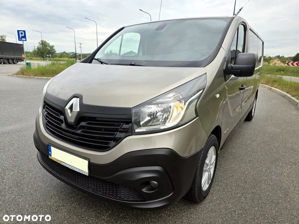 Renault Trafic - 16