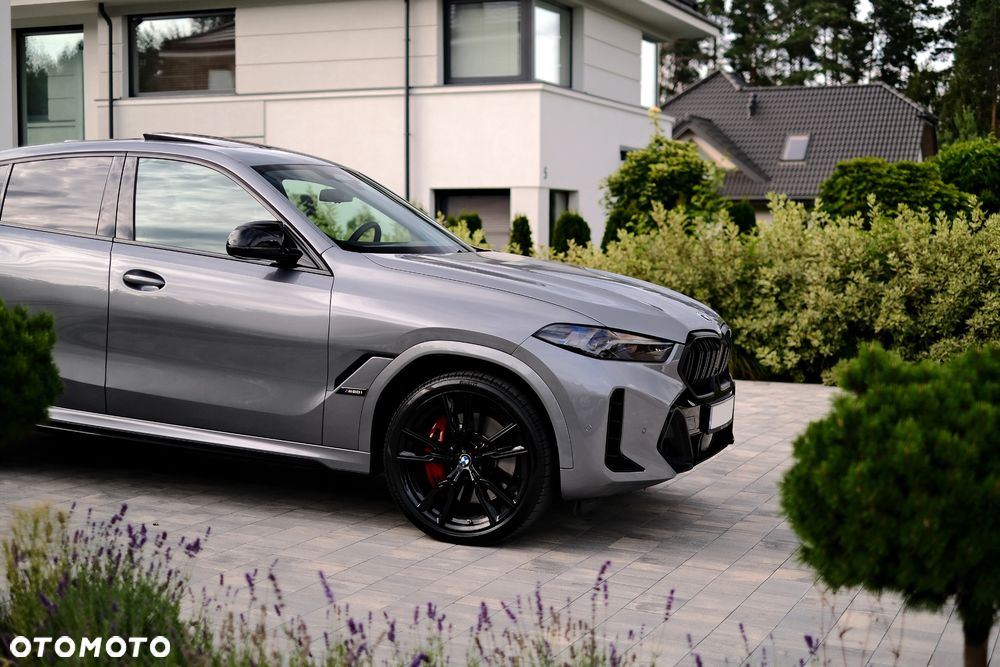 BMW X6 M60i mHEV sport - 11
